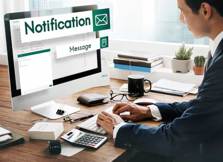 Automated WhatsApp & SMS Alerts for Restaurant POS Software.png